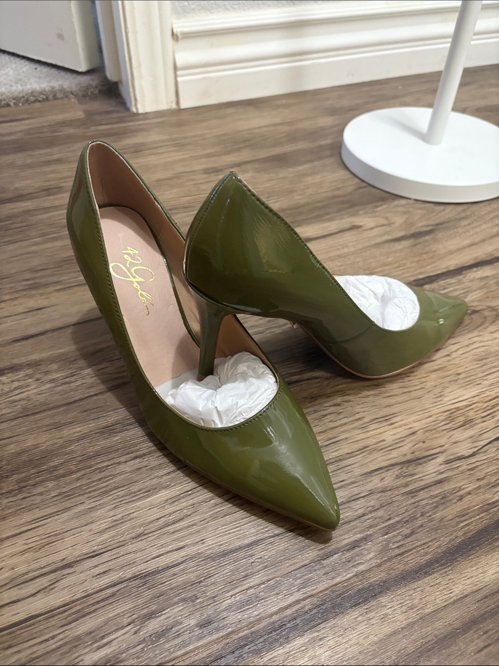 42 GOLD Olive Green Patent Pointed-Toe Stiletto Pumps